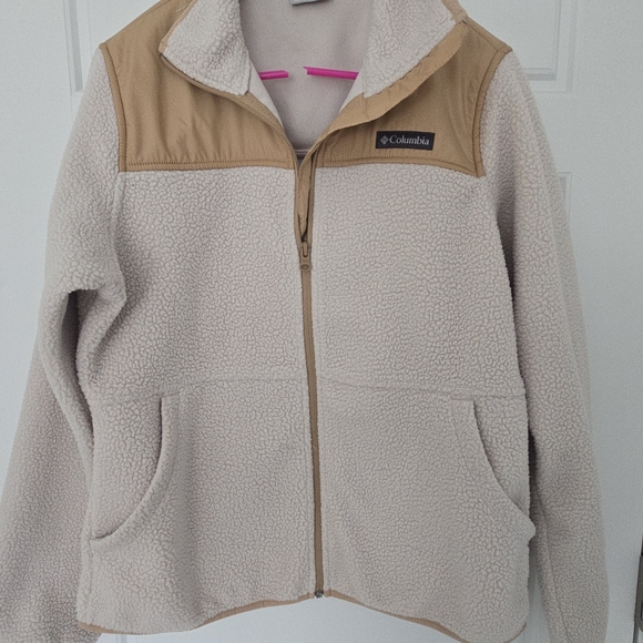 Columbia Jackets & Blazers - Columbia Cream Sherpa Zip-Up Jacket with Tan Yoke